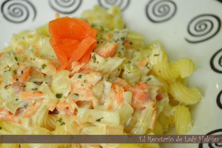 Pasta Amorelli con crème fraîche y trucha ahumada Pasta Amorelli con crème fraîche y trucha ahumada