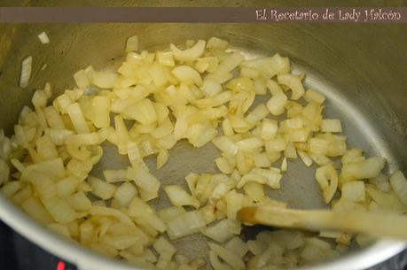 Pasta Amorelli con crème fraîche y trucha ahumada Pasta Amorelli con crème fraîche y trucha ahumada