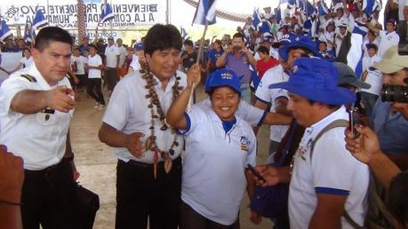 ►►Pando PRESIDENTE EVO MORALES VISITÓ COMUNIDAD FRONTERIZA DE HUMAITÁ EN PANDO◄◄