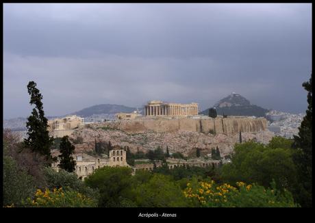 Un paseo por la Acrópolis de Atenas…