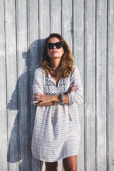 ETHNIC DRESS Boho_Dress-Summer-Oysho-Wedges-Silver-Outfit-Street_Style-6