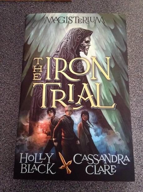 Portada deThe Iron Trial de Cassandra Clare y Holly Black Portada deThe Iron Trial de Cassandra Clare y Holly Black