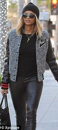 Bomber style. Must have Bomber style. Must have