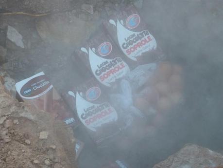 El amanecer geotérmico que terminó atardeciendo en la Luna Desayuno de géiser