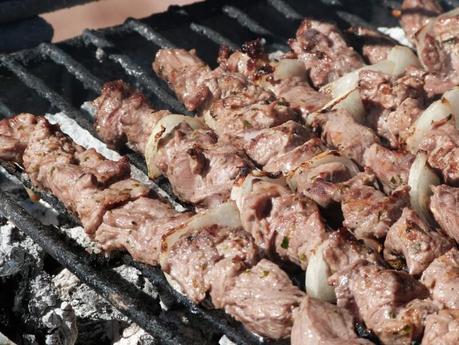 El amanecer geotérmico que terminó atardeciendo en la Luna Brocheta de llama