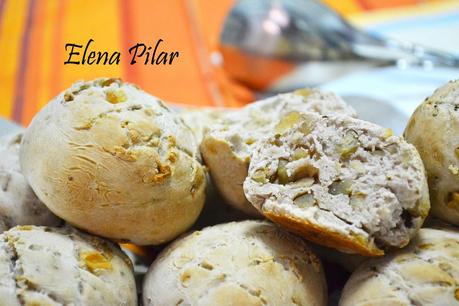 Mini panecillos caseros de nueces Mini panecillos caseros de nueces