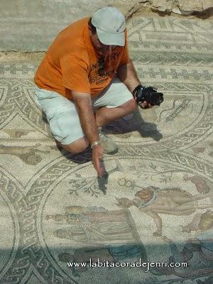 Hallan un torreón de gran tamaño en el yacimiento de Cástulo Hallan un torreón de gran tamaño en el yacimiento de Cástulo