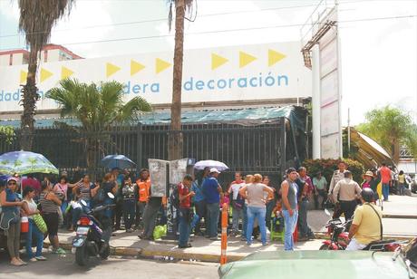 La cola venezolana II La cola venezolana II