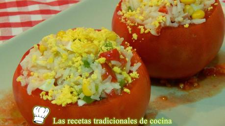 tomates rellenos con ensalada de arroz