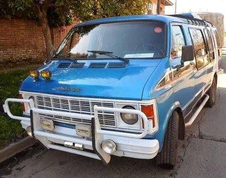 Video entrevista con la de palo: Silvina y Patricio de Uniendo al mundo en solidaridad Video entrevista con la de palo: Silvina y Patricio de Uniendo al mundo en solidaridad