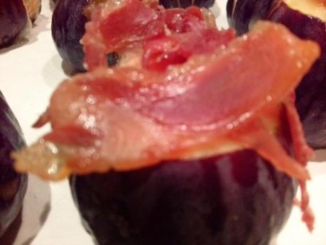 Higos con Queso Azul y Jamón Higos con Queso Azul y Jamón