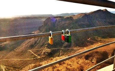 ¿Candados del amor? Sí o No Candados del amor en el mirador de la Degollada de las Yeguas