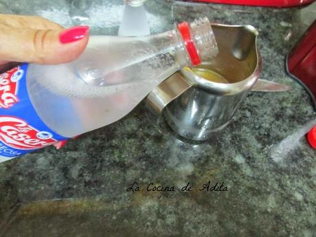 COCTEL DE FRUTAS NATURALES, CON TAPA DE MELON CON JAMON COCTEL DE FRUTAS NATURALES, CON TAPA DE MELON CON JAMON