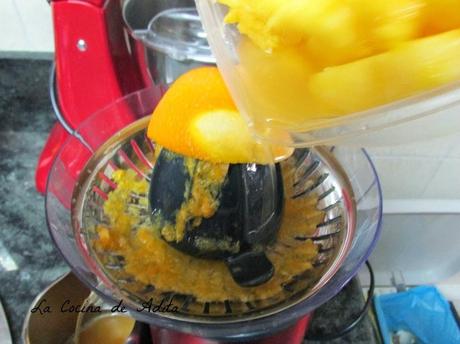 COCTEL DE FRUTAS NATURALES, CON TAPA DE MELON CON JAMON COCTEL DE FRUTAS NATURALES, CON TAPA DE MELON CON JAMON