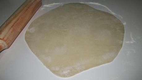 Pizza casera, masa casera de elaboración propia.