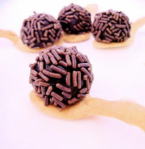 Brigadeiro en la cuchara - Video receta Brigadeiro en la cuchara - Video receta