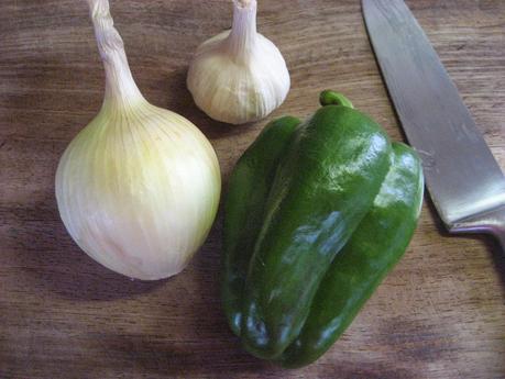 MACARRONES VEGETALES CON PIMIENTOS