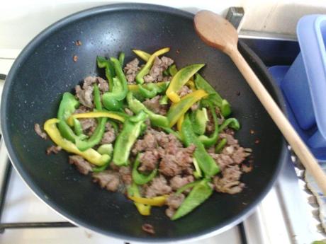 Sagne con pimientos y longanizas – Sagne peperoni e salsiccia sagnepeperonisalsiccie3