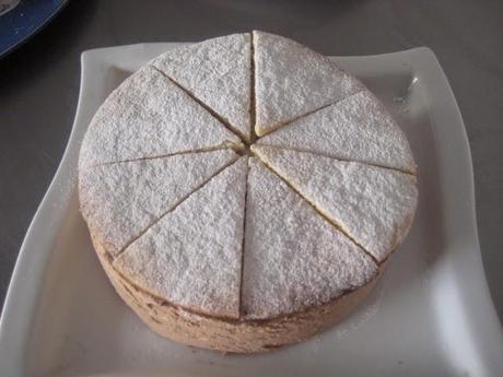 TARTA MOUSSE DE CREMA GANACHE CON PASTA AZUCARADA TARTA MOUSSE DE CREMA GANACHE CON PASTA AZUCARADA