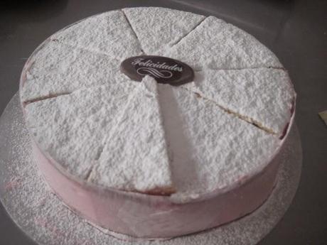 TARTA MOUSSE DE CREMA GANACHE CON PASTA AZUCARADA TARTA MOUSSE DE CREMA GANACHE CON PASTA AZUCARADA