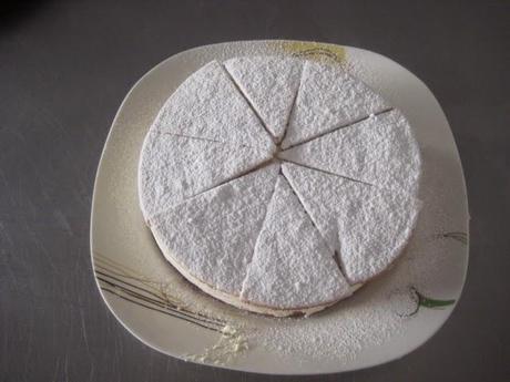 TARTA MOUSSE DE CREMA GANACHE CON PASTA AZUCARADA TARTA MOUSSE DE CREMA GANACHE CON PASTA AZUCARADA