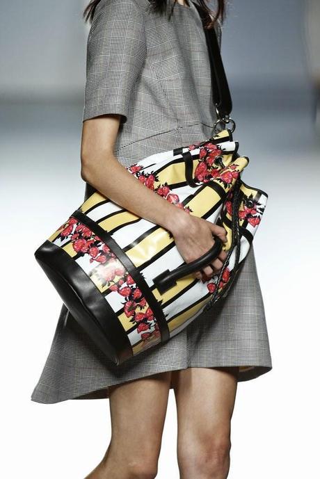 A girl named Álex la nueva colección de Juan Vidal A girl named Álex la nueva colección de Juan Vidal