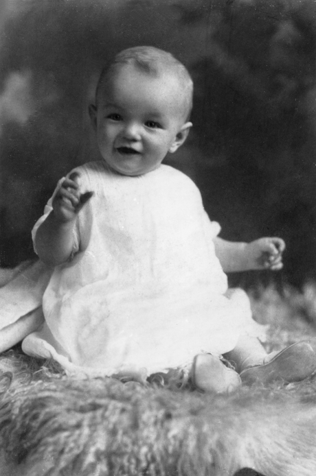 BIOGRAPHY. Marilyn Monroe BIOGRAPHY. Marilyn Monroe