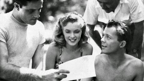 BIOGRAPHY. Marilyn Monroe BIOGRAPHY. Marilyn Monroe