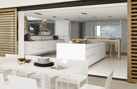 pure-white-22-susanna-cots-interior-design