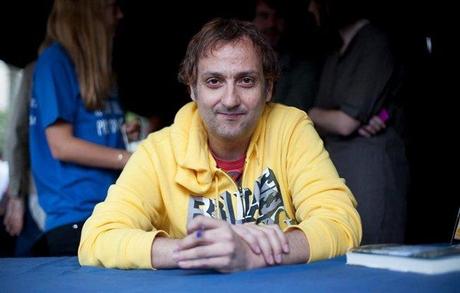 ~♥ Top Ten Tuesday #11 - Autores de los que leí un libro pero necesito más http://img.papelenblanco.com/2011/06/albert_espinosa.jpg