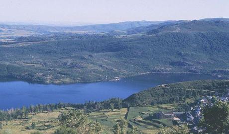 Lago de Sanabria lago-de-sanabria