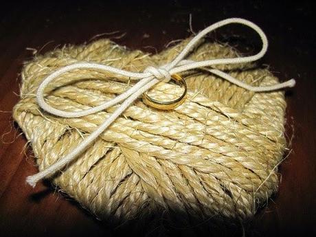 DIY: Porta alianzas rústico DIY: Porta alianzas rústico