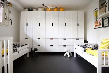 Deco Peques: Habitación compartida y en AMARILLO Deco Peques: Habitación compartida y en AMARILLO