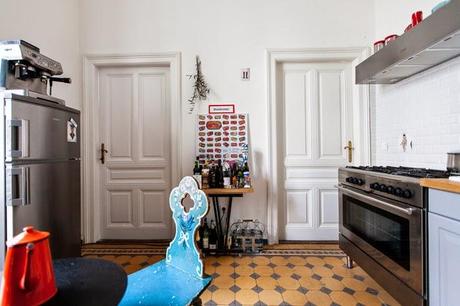 En Viena: El precioso apartamento ecléctico de la diseñadora Laura Karasinski