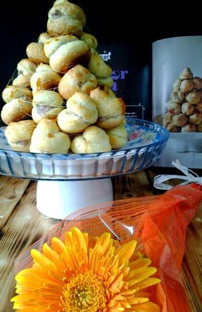 Croquembouches, masa coux rellena de crema de trufa - Tort conic pasta coux umplut cu frisca de ciocolata! Croquembouches, masa coux rellena de crema de trufa - Tort conic pasta coux umplut cu frisca de ciocolata!