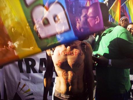 YOLDA - ON THE ROAD - YOLDA - ON THE ROAD -