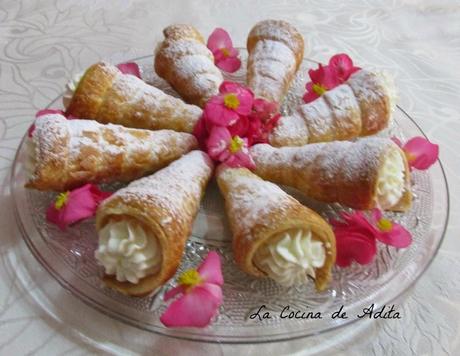 CONOS DE HOJALDRE RELLENOS DE NATA CONOS DE HOJALDRE RELLENOS DE NATA