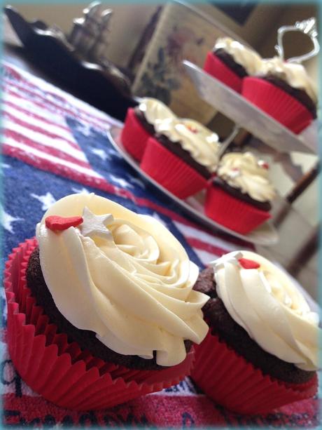 Chicago Cupcakes de Chocolate con Buttercream de Sirope de Arce. Cooking in America. Chicago Cupcakes de Chocolate con Buttercream de Sirope de Arce. Cooking in America.