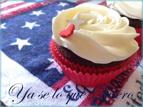 Chicago Cupcakes de Chocolate con Buttercream de Sirope de Arce. Cooking in America. Chicago Cupcakes de Chocolate con Buttercream de Sirope de Arce. Cooking in America.