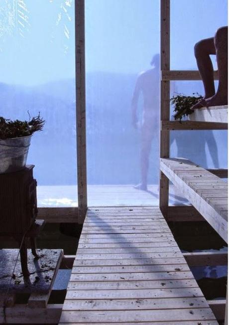 Floating sauna in Norway