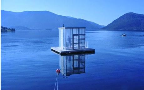 Floating sauna in Norway