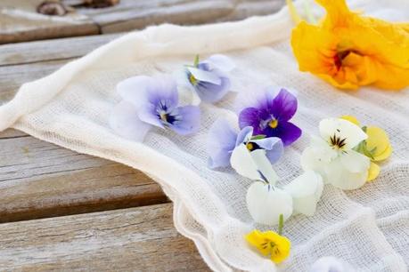 TORTA DE LIMÓN, SEMILLAS DE AMAPOLA Y ARÁNDANOS ¡BIENVENIDA LA PRIMAVERA!