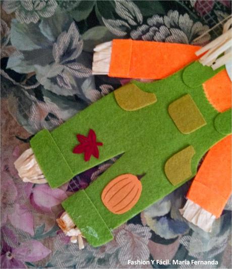 Cómo hacer un espantapájros para decorar en el otoño y el día de acción de gracias (A Scarecrow for thanks giving) Cómo hacer un espantapájros para decorar en el otoño y el día de acción de gracias (A Scarecrow for thanks giving)