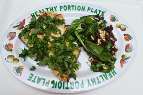 Emperador al limón con espinacas Emperador al limón con espinacas