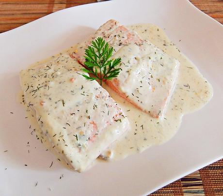 Salmón en salsa de cava DSCF2441