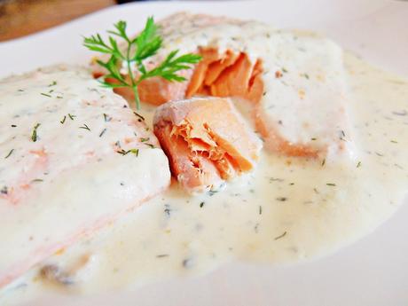 Salmón en salsa de cava DSCF2456