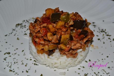 Arroz Blanco con Carne y Verduras