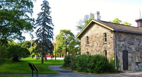 En el parque del Dundurn Castle, Hamilton, ON, Canadá