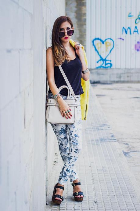 Mixing Floral Print And Yellow Mixing Floral Print And Yellow