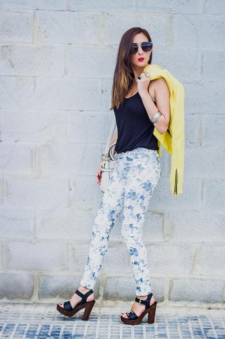 Mixing Floral Print And Yellow Mixing Floral Print And Yellow